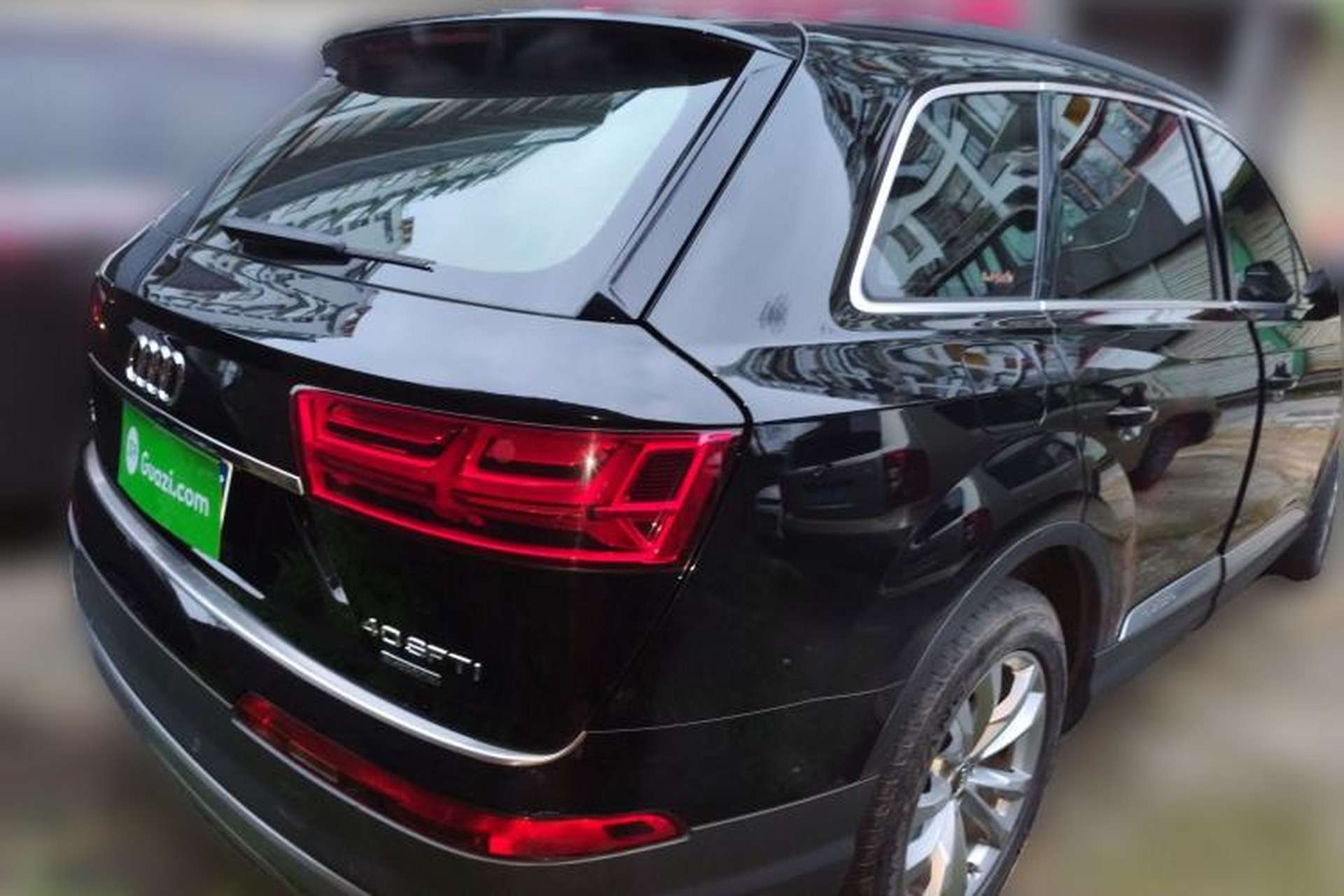 Used Audi Q7 2016 40 TFSI Comfort Model Rear Right 45 Deg