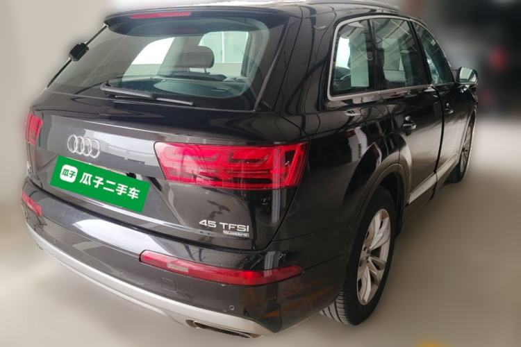 Used Audi Q7 2016 45 TFSI Technology Edition Rear Right 45 Deg