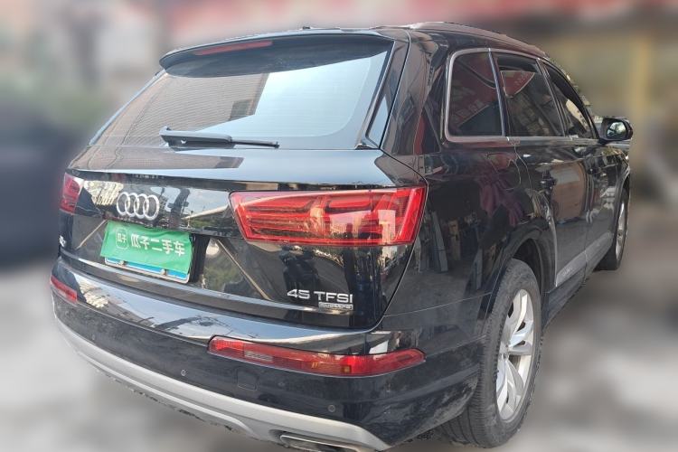 Used Audi Q7 2016 45 TFSI Technology Edition Rear Right 45 Deg