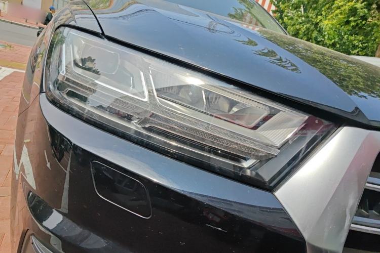 Used Audi Q7 2016 40 TFSI S line Sport Edition Right Front Headlight
