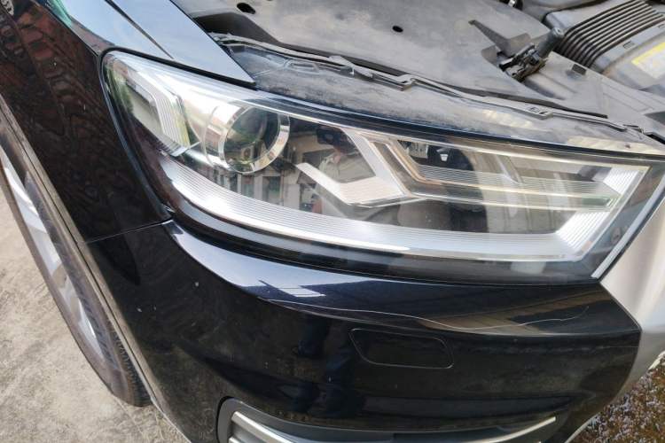 Used Audi Q7 2016 40 TFSI S line Sport Edition Right Front Headlight