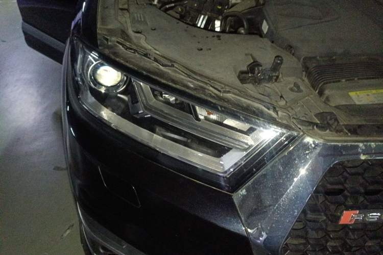 Used Audi Q7 2016 45 TFSI Technology Edition Right Front Headlight