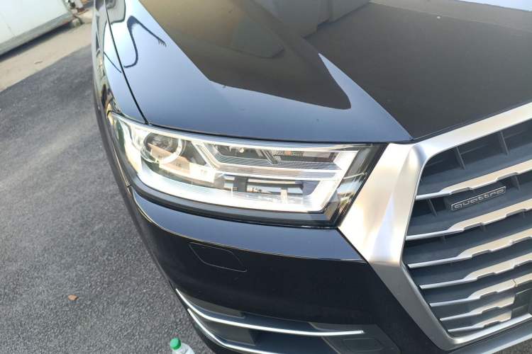 Used Audi Q7 2016 45 TFSI Technology Edition Right Front Headlight