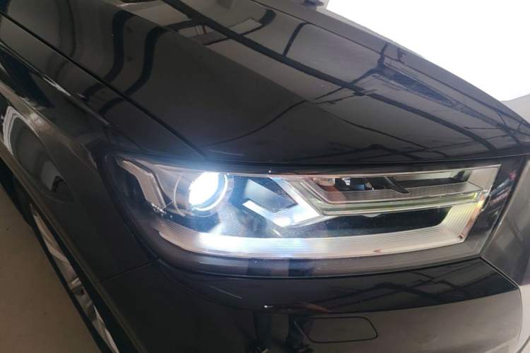 Used Audi Q7 2016 45 TFSI Technology Edition Right Front Headlight