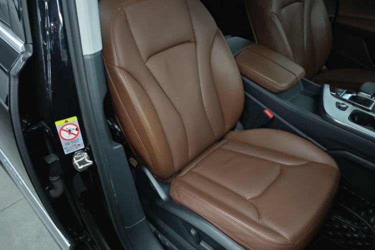 Used Audi Q7 2016 45 TFSI Technology Edition Right Front Seat