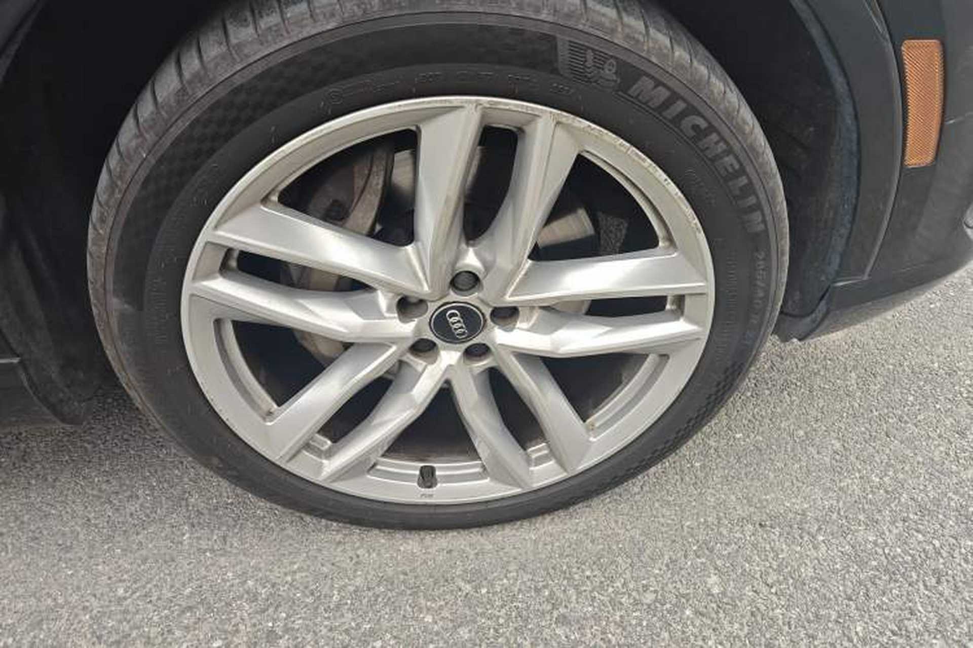 Used Audi Q7 2016 45 TFSI S line Sport Edition Right Front Wheel Hub