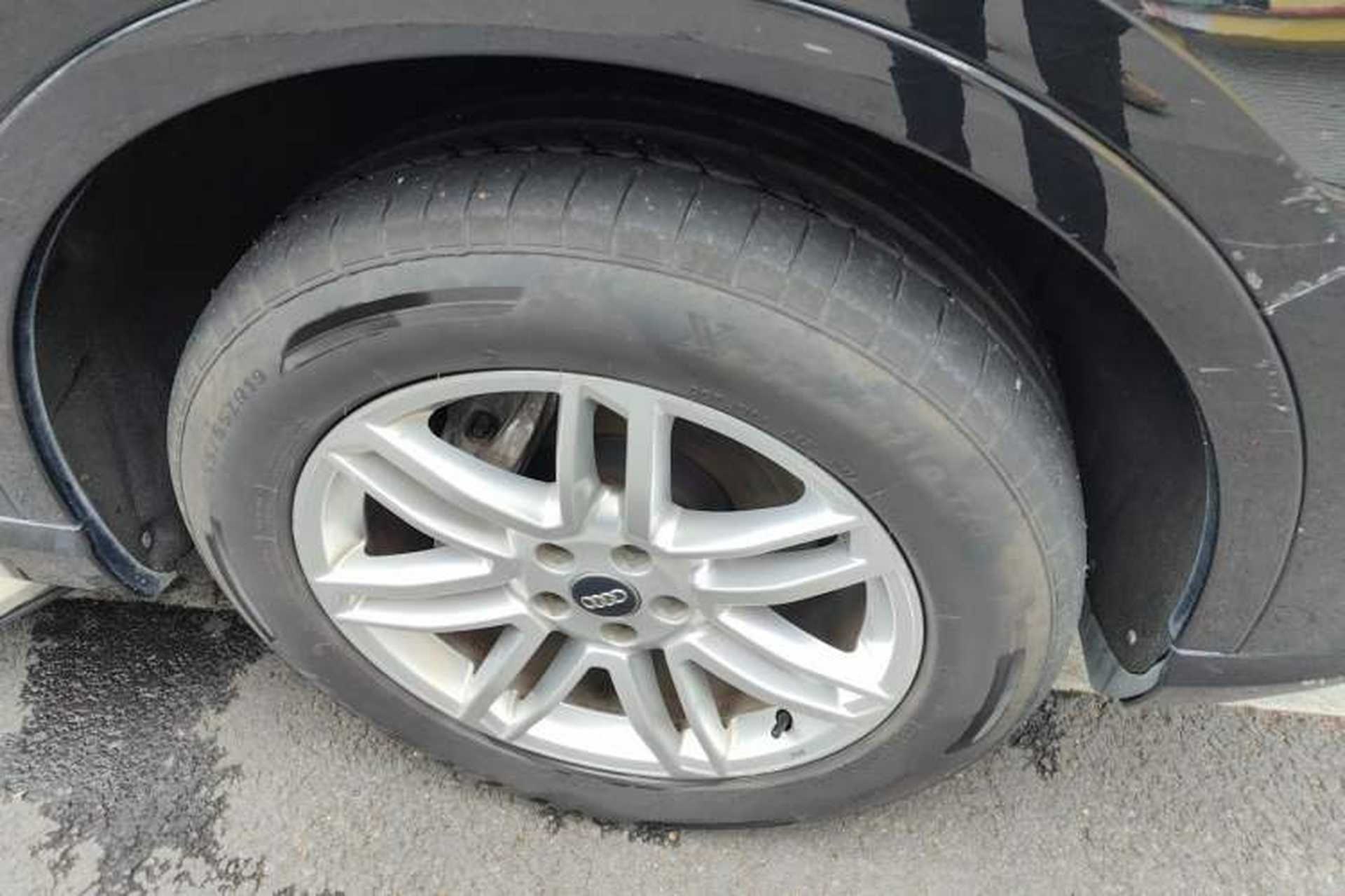 Used Audi Q7 2016 40 TFSI Comfort Model Right Front Wheel Hub