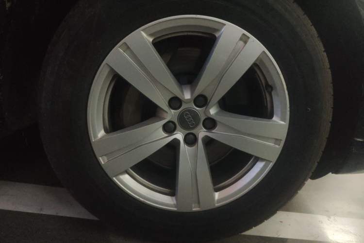 Used Audi Q7 2016 3.0 TFSI parallel import Right Front Wheel Hub