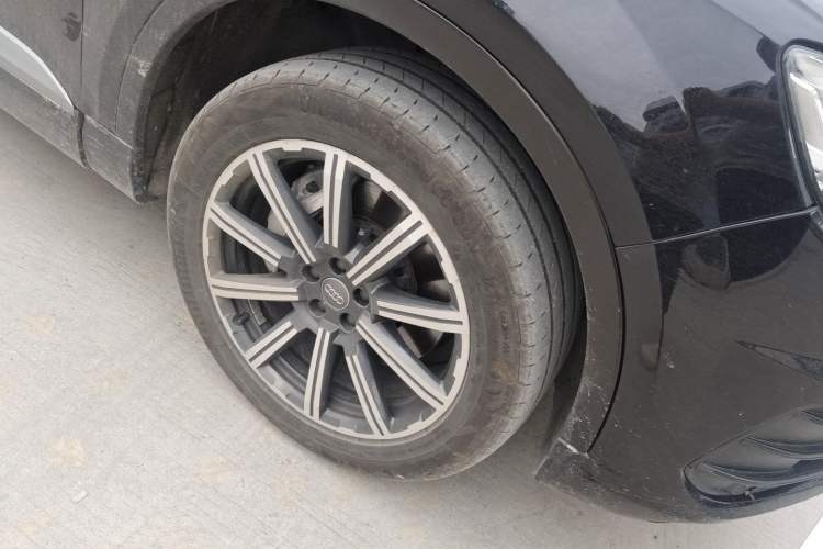 Used Audi Q7 2016 45 TFSI S line Sport Edition Right Front Wheel Hub