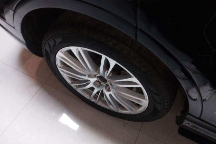 Used Audi Q7 2016 3.0 TFSI 7 seats parallel import Right Rear Wheel Hub