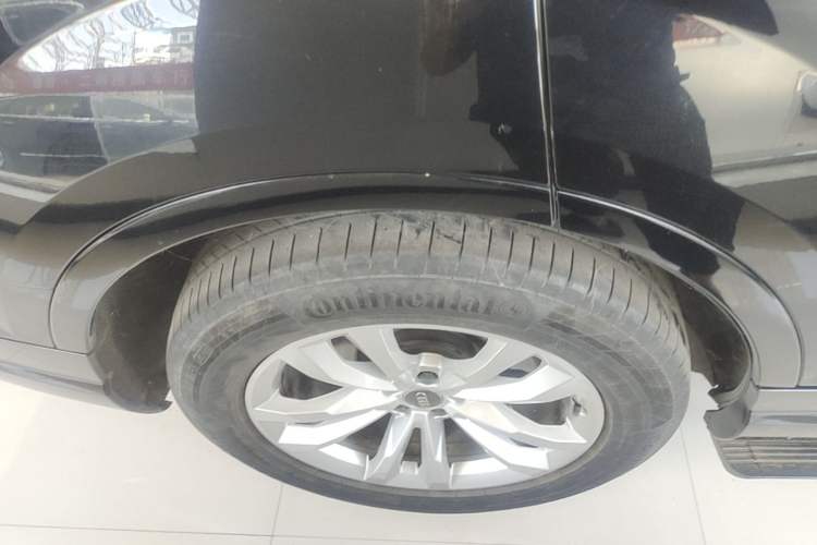 Used Audi Q7 2016 40 TFSI Comfort Model Right Rear Wheel Hub