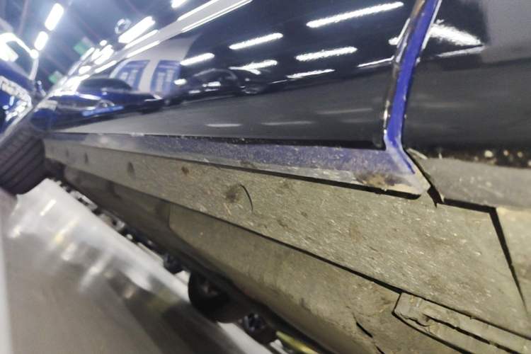 Used Audi Q7 2016 40 TFSI S line Sport Edition Right Side Sill
