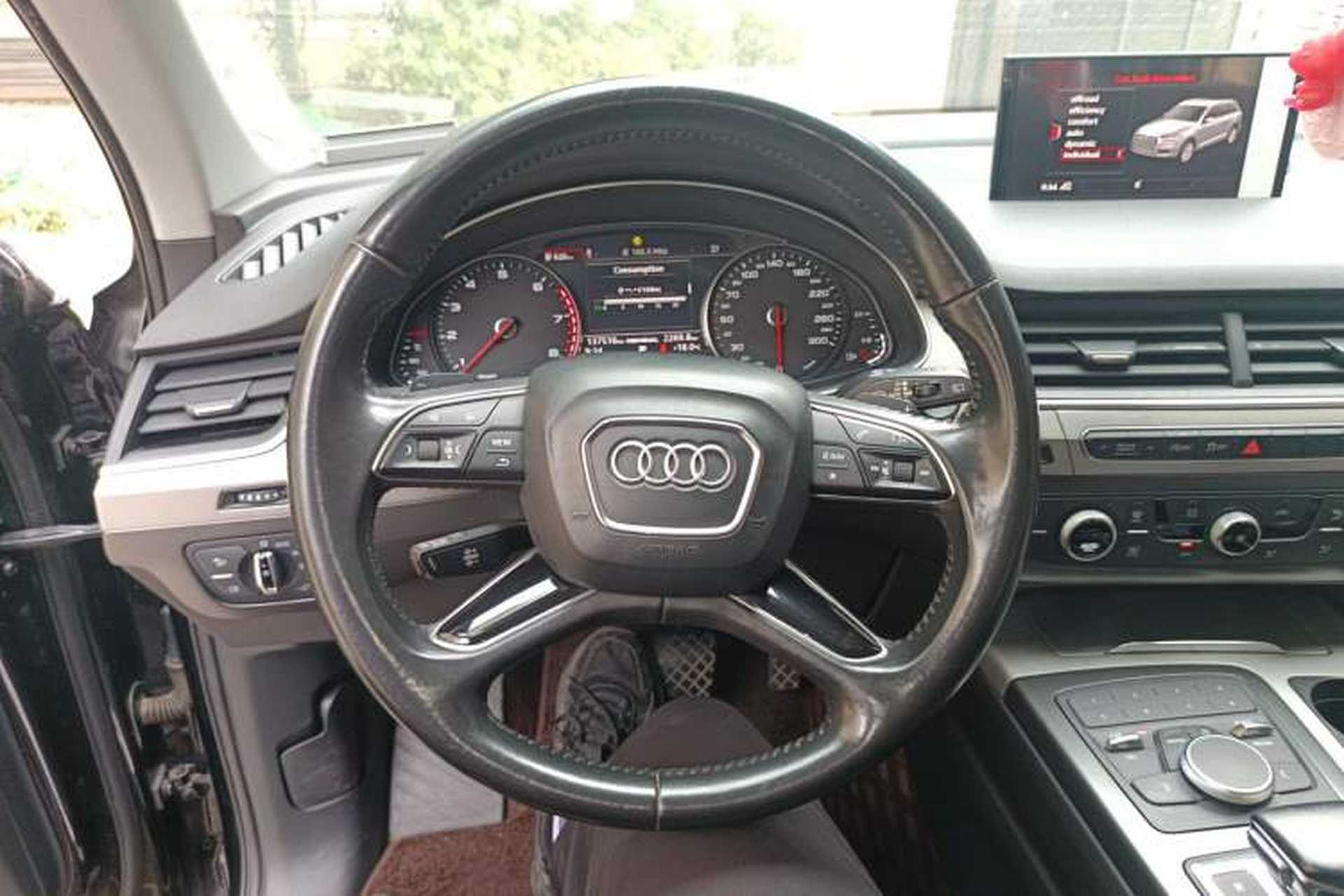 Used Audi Q7 2016 3.0 TFSI parallel import Steering Wheel