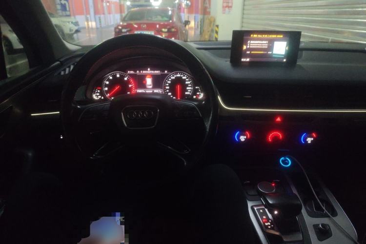 Used Audi Q7 2016 3.0 TFSI parallel import Steering Wheel