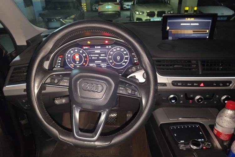 Used Audi Q7 2016 45 TFSI Technology Edition Steering Wheel