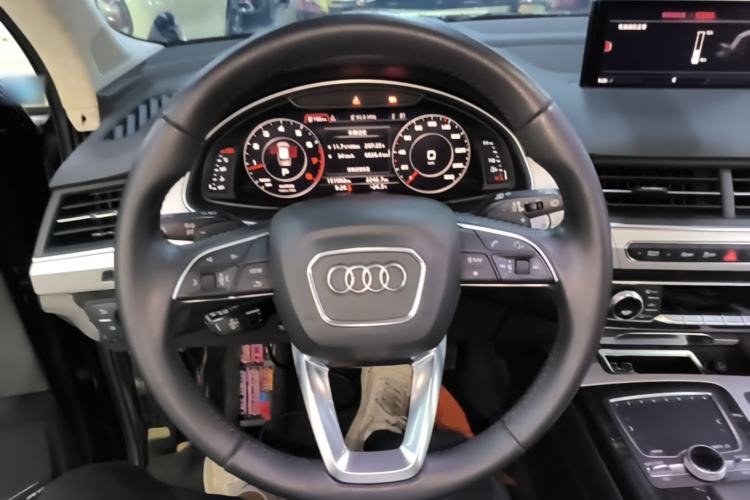 Used Audi Q7 2016 45 TFSI S line Prestige Edition Steering Wheel