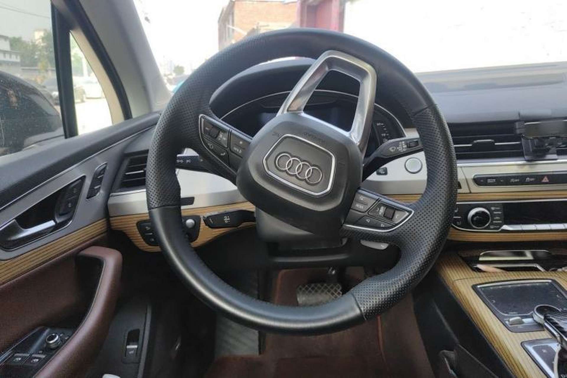 Used Audi Q7  Steering Wheel
