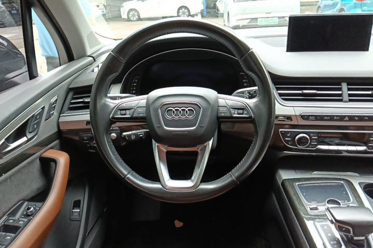 Used Audi Q7 2016 45 TFSI S line Prestige Edition Steering Wheel