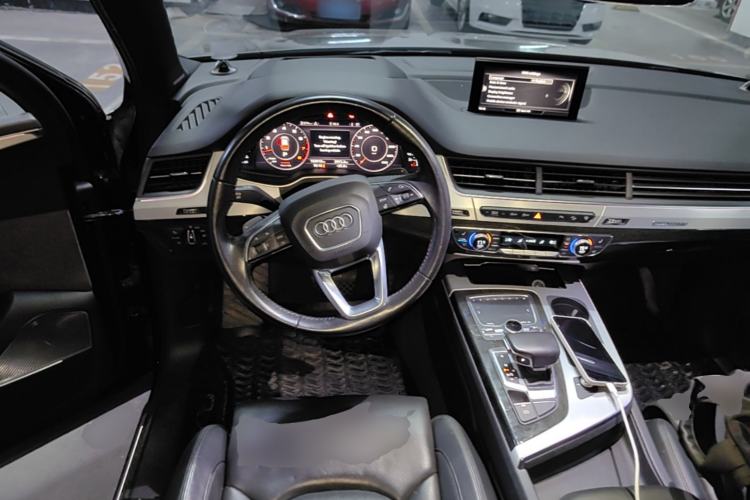 Used Audi Q7 2016 3.0 TFSI parallel import Steering Wheel