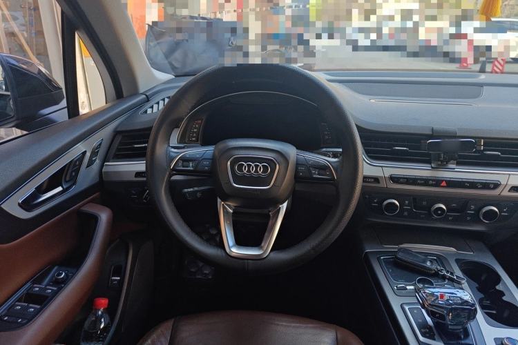 Used Audi Q7 2016 45 TFSI Technology Edition Steering Wheel