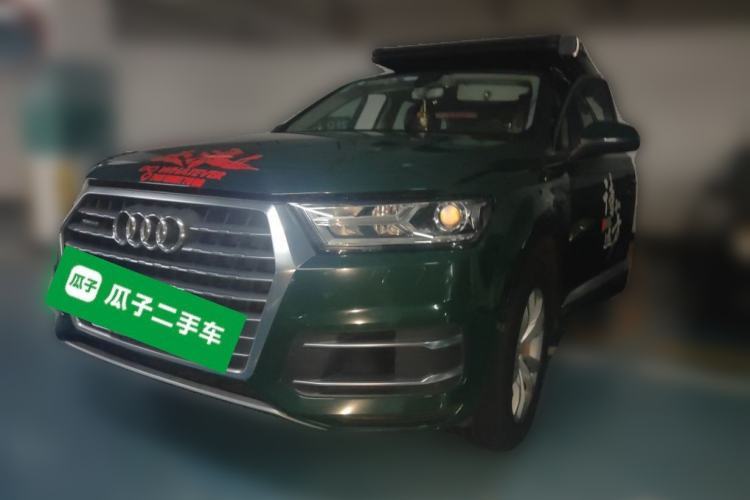 Używany Audi Q7 2016 40 TFSI Comfort Model Guazi used car, China used car export, Used car for sale, Used cars, Cheapest cars for sale
