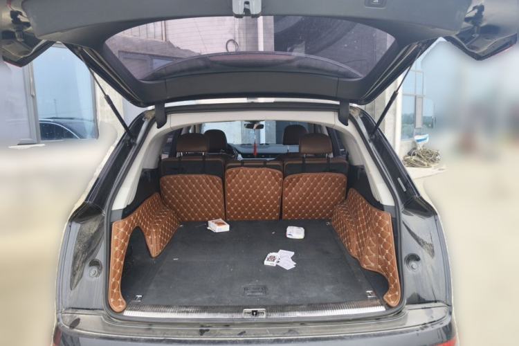 Used Audi Q7 2016 45 TFSI Technology Edition Trunk