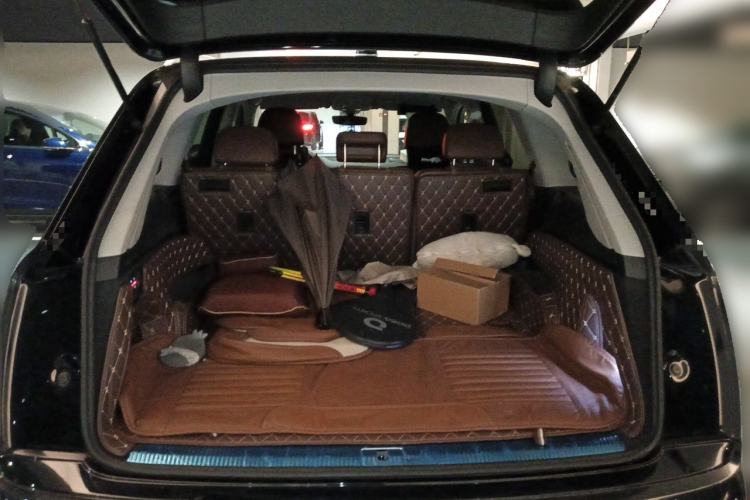Used Audi Q7 2016 45 TFSI Technology Edition Trunk