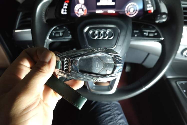 Used Audi Q7 2016 45 TFSI Technology Edition Vehicle Key