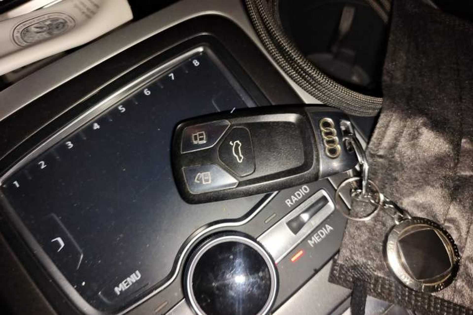 Used Audi Q7 2016 40 TFSI Comfort Model Vehicle Key