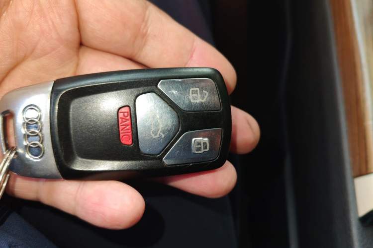Used Audi Q7 2016 3.0 TFSI 7 seats parallel import Vehicle Key