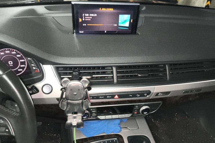 Used Audi Q7  Audio And AC Panel