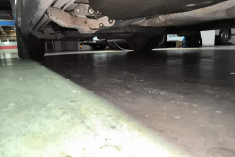 Used Audi Q7  Chassis Front Right