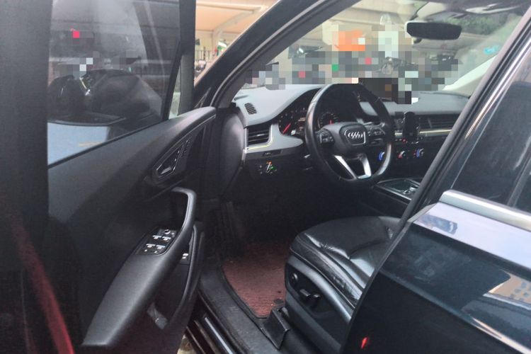 Used Audi Q7 2016 40 TFSI Comfort Model Driver Seat