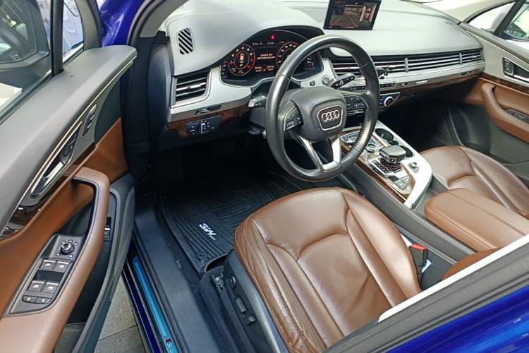 Used Audi Q7 2016 45 TFSI S line Sport Edition Driver Seat