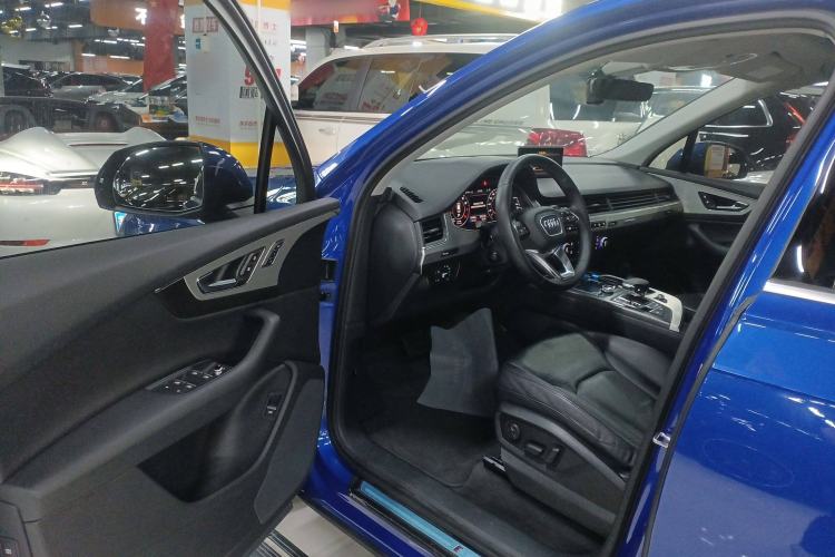 Used Audi Q7 2016 40 TFSI S line Sport Edition Driver Seat