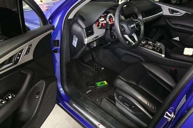 Used Audi Q7 2016 40 TFSI Comfort Model Driver Seat