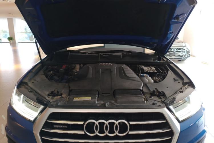 Used Audi Q7 2016 40 TFSI S line Sport Edition Engine Bay