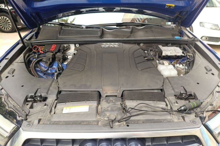 Used Audi Q7 2016 45 TFSI S line Sport Edition Engine Bay