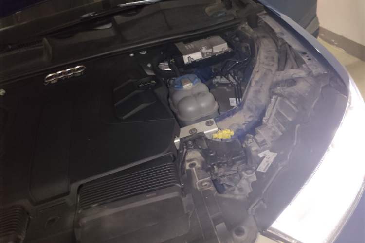 Used Audi Q7 2016 45 TFSI S line Sport Edition Engine Bay Left