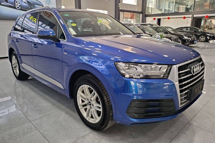 Used Audi Q7 2016 40 TFSI Comfort Model Exterior 2