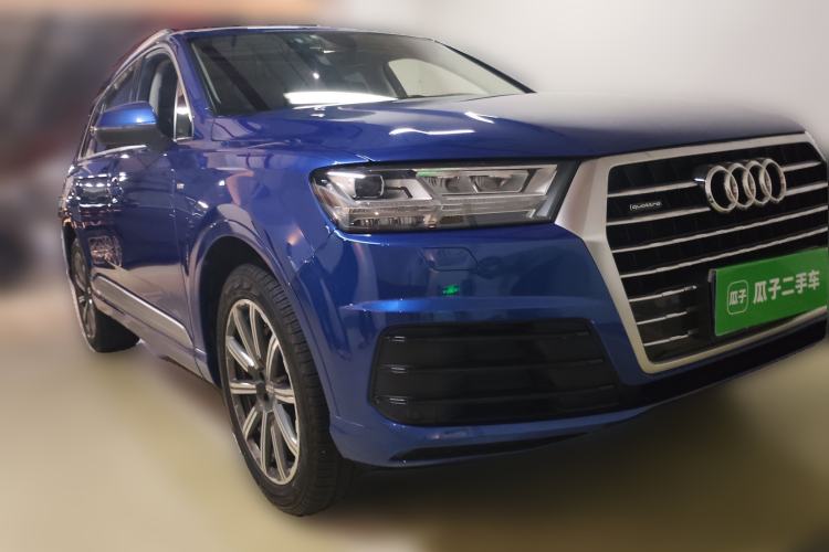 Used Audi Q7 2016 45 TFSI S line Sport Edition Front Right 45 Deg