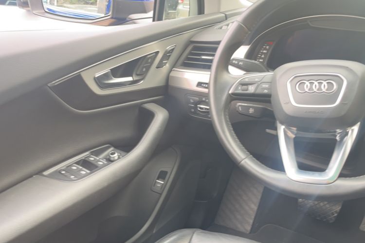 Used Audi Q7 2016 40 TFSI S line Sport Edition Interior 10