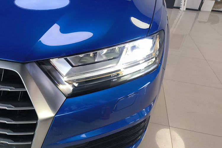 Used Audi Q7 2016 40 TFSI Comfort Model Left Front Headlight