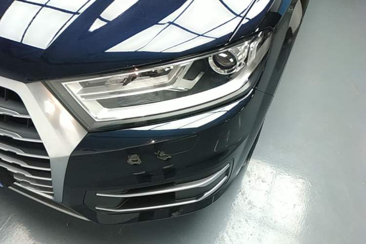 Used Audi Q7 2016 45 TFSI Technology Edition Left Front Headlight
