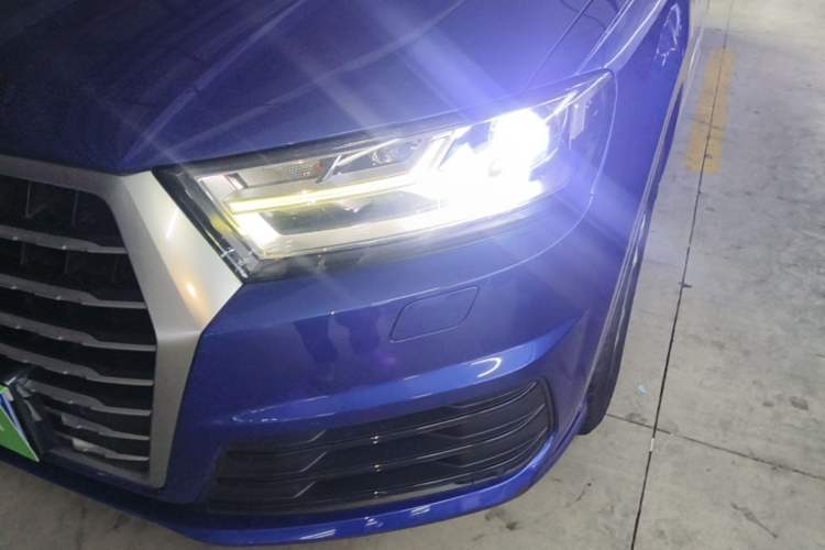 Used Audi Q7 2016 40 TFSI Comfort Model Left Front Headlight