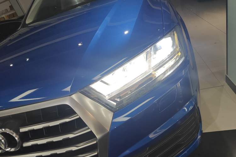 Used Audi Q7 2016 40 TFSI S line Sport Edition Left Front Headlight