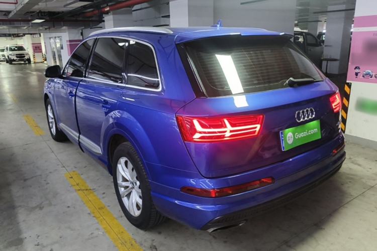 Used Audi Q7 2016 40 TFSI Comfort Model Rear Left 45 Deg