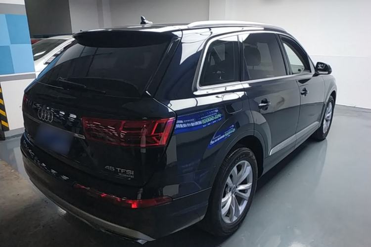 Used Audi Q7 2016 45 TFSI Technology Edition Rear Right 45 Deg