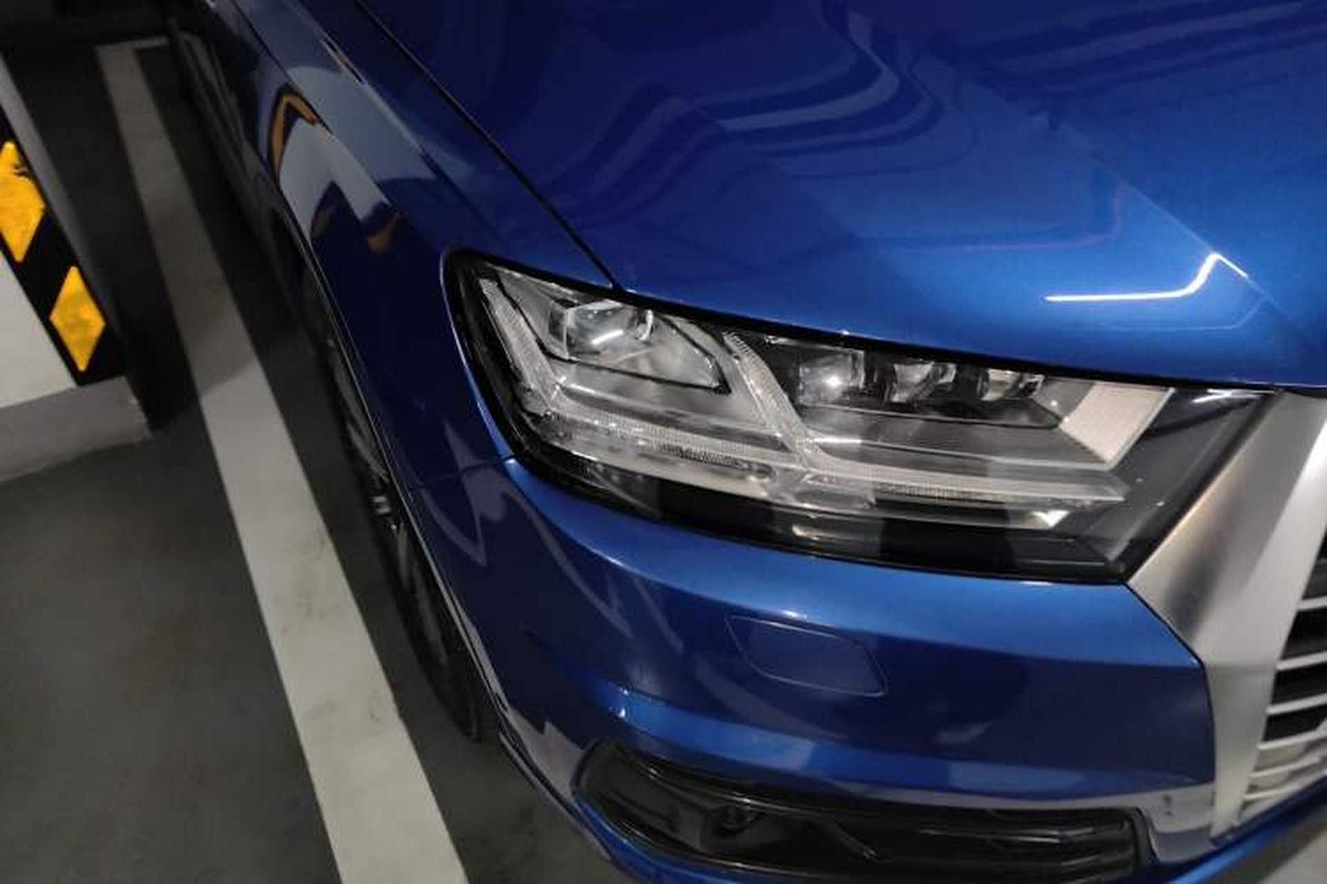 Used Audi Q7 2016 45 TFSI Technology Edition Right Front Headlight