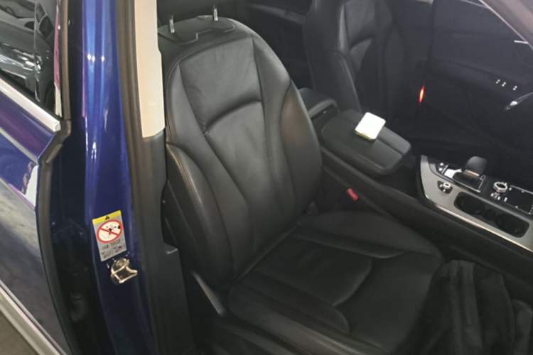Used Audi Q7 2016 40 TFSI Comfort Model Right Front Seat